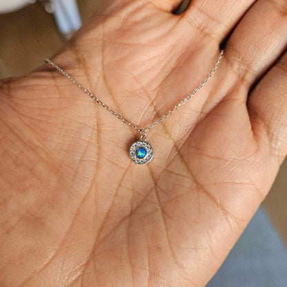 Collar de Plata let 925 - Colgante de Ópalo Sintético Azul y Circonitas, Cadena Delicada, Diseño Minimalista, Joya para Mujer