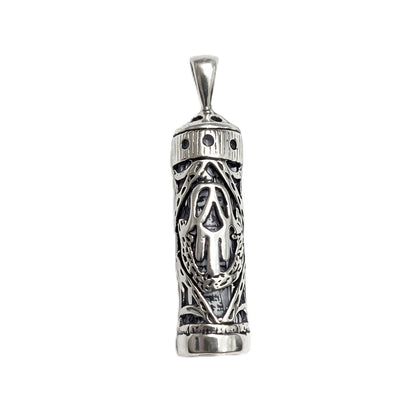 MYSTIC JEWELS - Colgante de Mezuzá en Plata de Ley 925 – Inscripción del Shemá Israel en Hebreo (Incluye Bolsa de Regalo (Mano de Fátima)