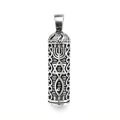 MYSTIC JEWELS - Colgante de Mezuzá en Plata de Ley 925 – Inscripción del Shemá Israel en Hebreo (Incluye Bolsa de Regalo (Tres Símbolos)