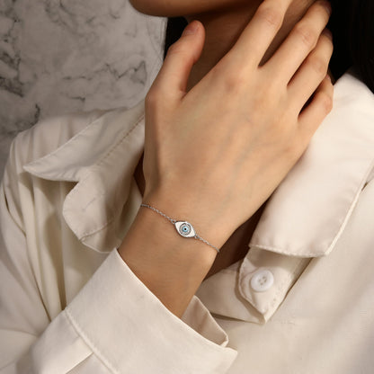 MYSTIC JEWELS – Pulsera de Cadena con Ojo Protector en Plata de Ley 925 – Esmalte Blanco y Azul – Estilo Fino y Minimalista – Ajustable 16 + 3 cm – Incluye Bolsita Regalo
