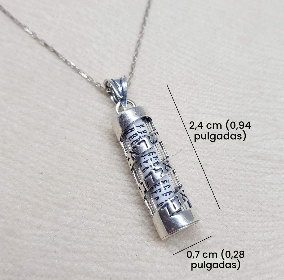 MYSTIC JEWELS by Dalia - 925 Plata de Ley - Mezuzá con Cadena de Plata