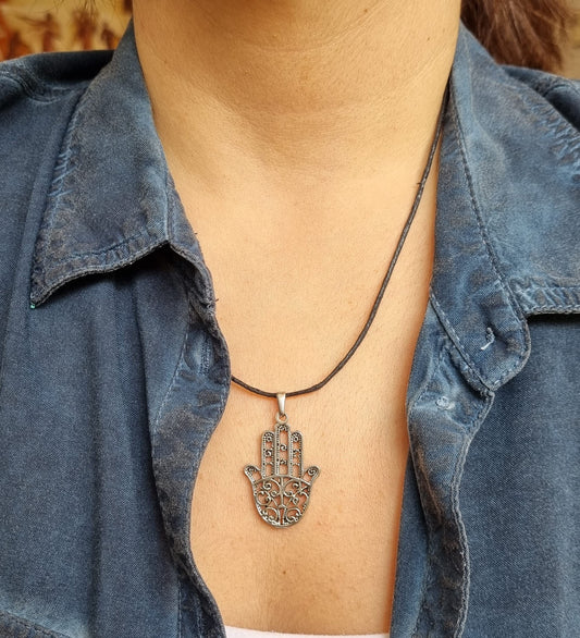 MYSTIC JEWELS - Colgante Mano de Fatima (Hamsa) para buena suerte y mal de ojo, mujeres y hombres, regalar