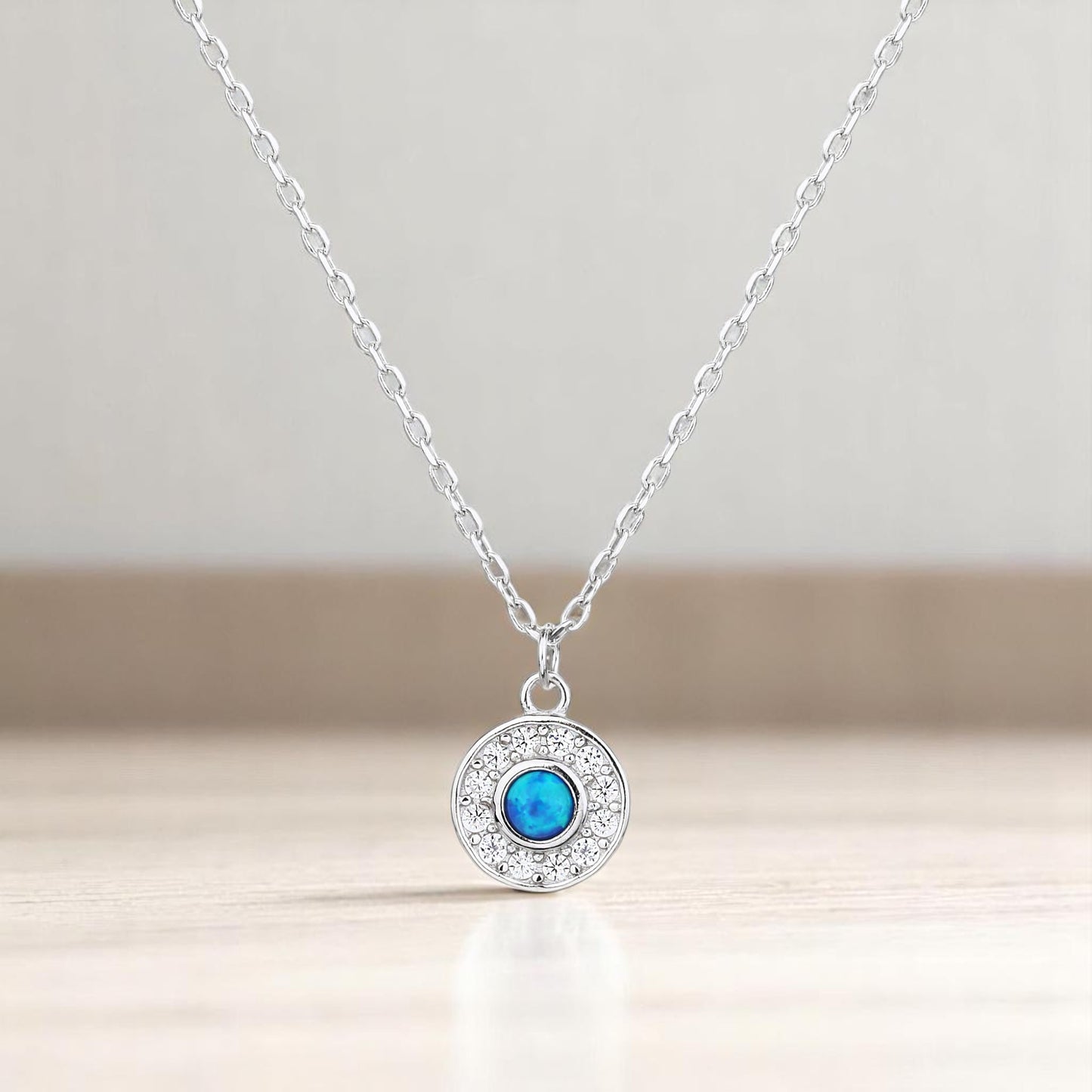 Collar de Plata let 925 - Colgante de Ópalo Sintético Azul y Circonitas, Cadena Delicada, Diseño Minimalista, Joya para Mujer