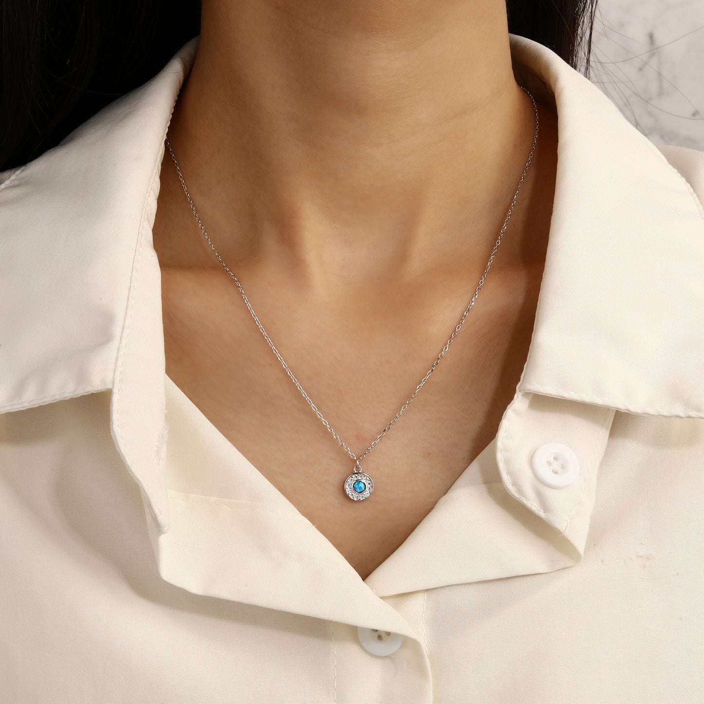 Collar de Plata let 925 - Colgante de Ópalo Sintético Azul y Circonitas, Cadena Delicada, Diseño Minimalista, Joya para Mujer